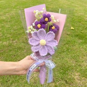 Gehäkelter kleiner Blumenstrauß, handgemachte Blumen, für immer, Kunstblumen, Geschenke für Schüler, Lehrer, Tochter, Ehefrau, Schwester, Brautjungfernstrauß