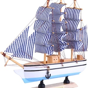 Mini Wooden Sailing Boat Ornament – Handmade Vintage Nautical Decor – B Sail Statue – Tabletop Ship Model for Home or Office 22cm