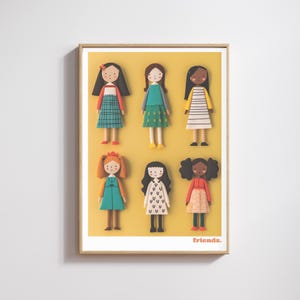 Poppenprint, wanddecoratie schattige vrienden, diverse vriendschapsprint, decor meisje, vriendschapskunst, cadeau voor meisje, geïllustreerde print, wereldpoppen
