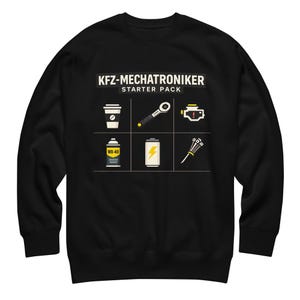 Könnte beinhalten: Schwarzes Sweatshirt mit der Aufschrift "KFZ-MECHATRONIKER STARTER PACK". Das Design zeigt Symbole wie eine Kaffeetasse, einen Schraubenschlüssel, eine Motorleuchte, WD-40, eine Batterie und Kabelbinder. Das Design ist in Weiß, Gelb und Schwarz gehalten.