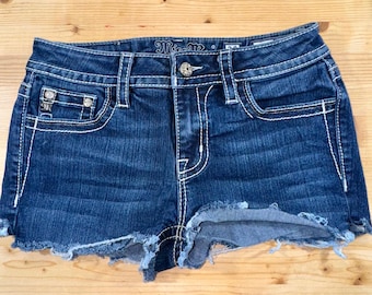 Miss Me DIY Cutoff Short Maat 28 Bling Chloe Boot Onbewerkte zoom Distressed