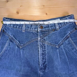 Jeans vintage Mme Rocky Mountain Wrangler : denim western plissé taille haute image 3