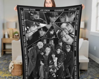 Graphic Stray Kids Blanket, Cozy Fandom Unique Keepsake, Stray Kids K-Pop Blanket, Bedroom Bedding, Skz Gifts