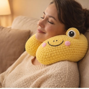 Patrón de cojín cervical de rana a crochet (descarga en PDF), cojín de felpa de chenilla ideal para principiantes.