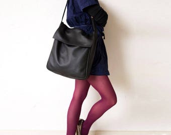 FOKS FORM Black Leather Tote Bag: Structured Everyday Handbag