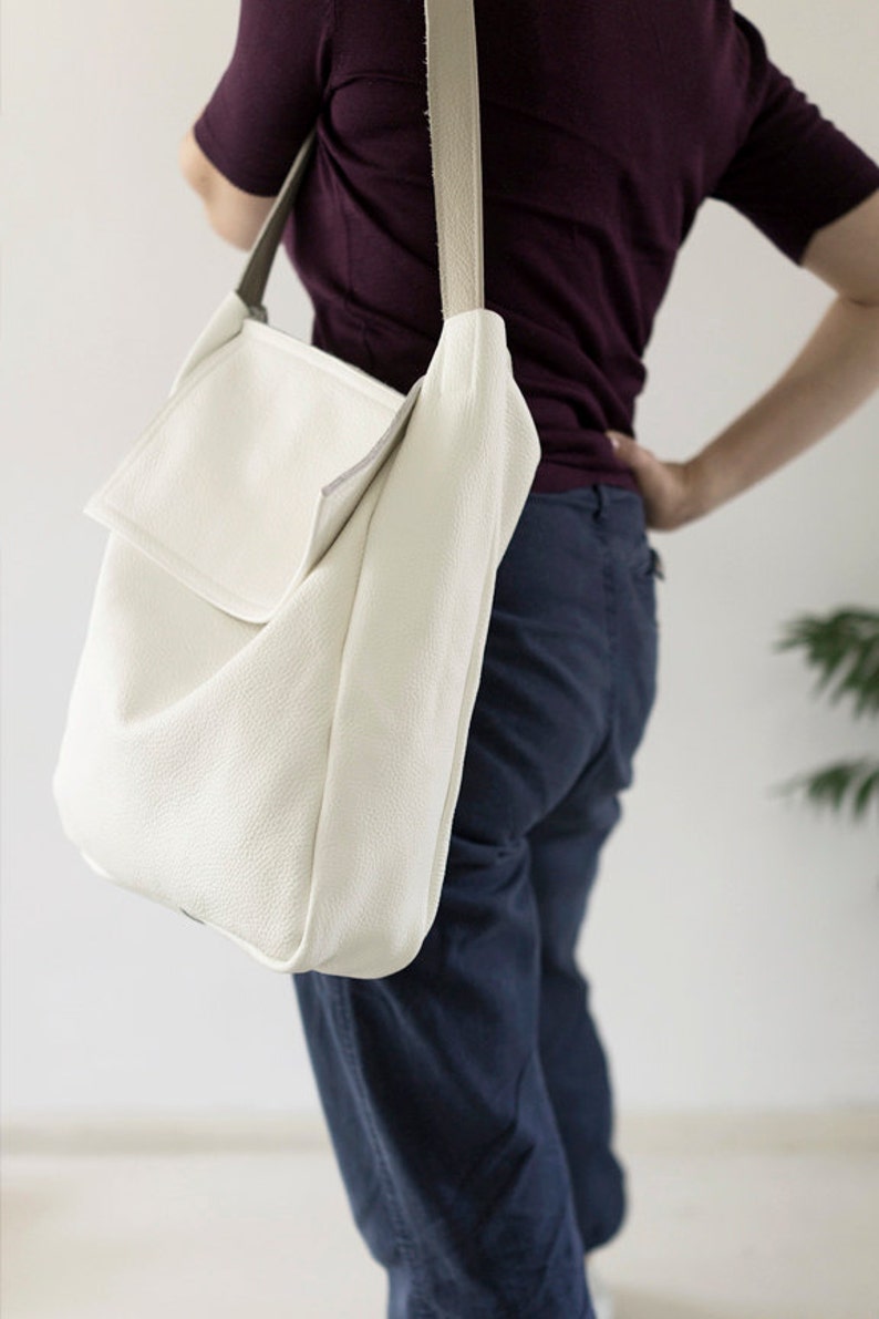 FOKS FORM Tote Bag 02, Minimal leather tote bag, handbag, shoulder bag, everyday bag, stuctured bag, shoulder bag, white leather bag image 1