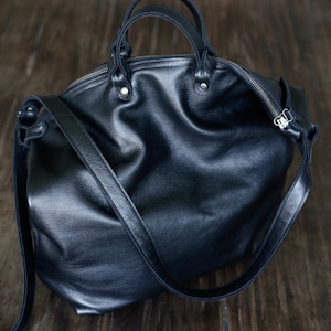 FOKS FORM Bi Bag 07, leather shopper bag, handbag, hobo bag, crossbody bag, leather tote bag, shoulder bag, everyday bag, structured bag