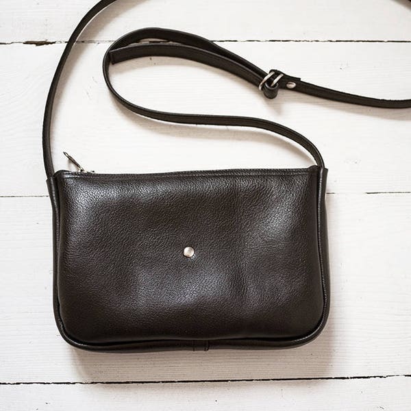 FOKS FORM Mi Bag 011, black leather shoulder bag, messenger bag, small crossbody bag, every day bag, black leather crossbody bag, leather