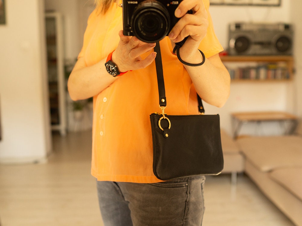 FOKS Form Mi Leather Crossbody Bag