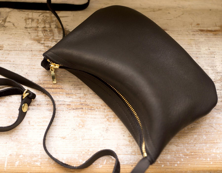 FOKS FORM Mi Bag 012, Leather Shoulder Bag, Messenger Bag, Small Crossbody Bag, Every Day Bag, Black Leather Crossbody Purse, Gift for Her - Etsy FOKS FORM Mi Bag 012, Leather Shoulder Bag, Messenger Bag, Small Crossbody Bag, Every Day Bag, Black Leather Crossbody Purse, Gift for Her - Etsy