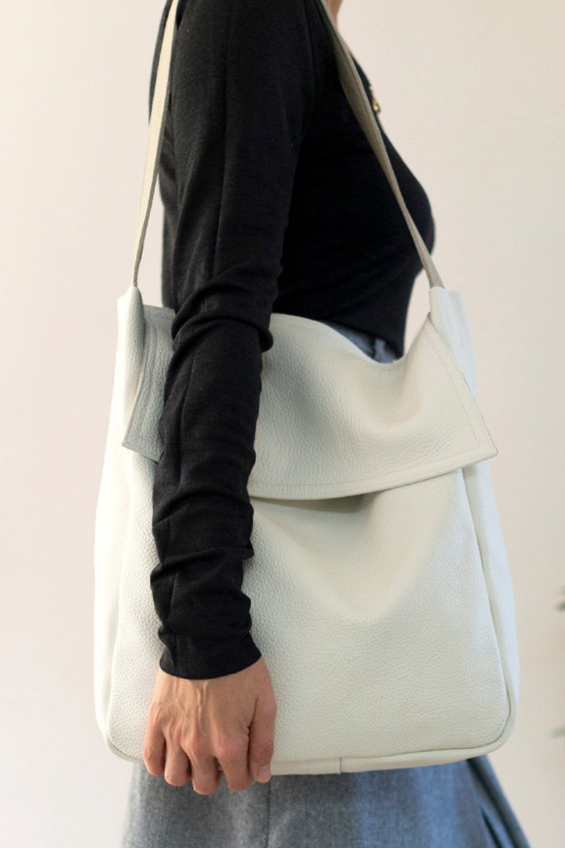 FOKS FORM Tote Bag 02, Minimal leather tote bag, handbag, shoulder bag, everyday bag, stuctured bag, shoulder bag, white leather bag image 4