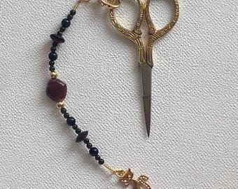 Gold Cat Charm Scissor Lanyard – Obsidian & Red Glass Beads