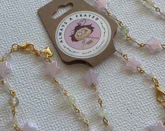 Iridescent Pink Star Bead Bracelet with Gold Accents – PuppyCat Inspired Magical Girl Jewelry
