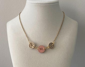 Peppermint Swirl Button Necklace – Gold Plated Chain with Wooden Floral Accent, Winter Christmas Jewelry
