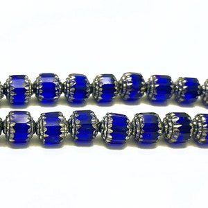 16 cobalt blue 6mm cathedral beads, Czech glass, blue and metallic silver 画像 3