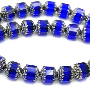 16 cobalt blue 6mm cathedral beads, Czech glass, blue and metallic silver 画像 2