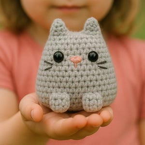 Schema per un gatto di peluche all&#39;uncinetto in PDF - Tutorial per un gattino amigurumi - Facile peluche fai da te - Download immediato per principianti
