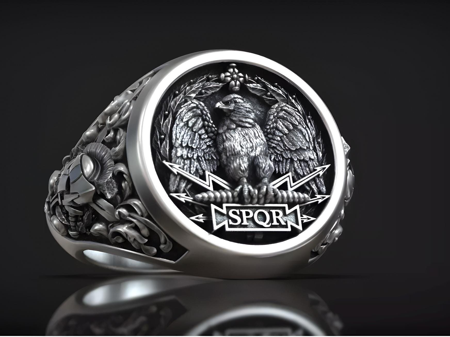 Anello con l'aquila romana Italia