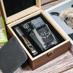 Personalized Whiskey Glass Set –Custom Engraved Whiskey Glasses with Gift Box – Groomsmen Gift,Father’s Day,Bourbon Scotch Glass Set for Men