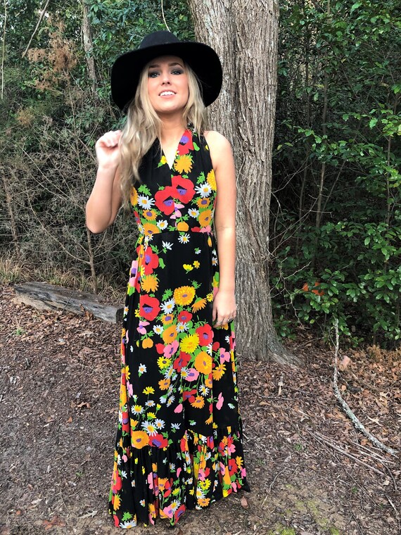 VINTAGE BOHO Hippy LILLI 1960s Diamond halter maxi