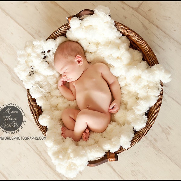 Fluffy Newborn Blanket Texture Baby Photo Prop. Mini 'Marshmallow' Photography Prop Bubbles