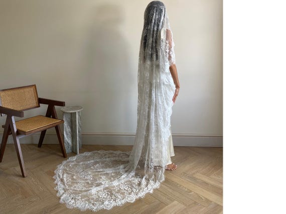 French Alençon Lace Mantilla Veil: Chapel Length, Off-White