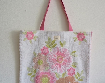 Upcycled Totebag from Colourful Vintage Towel - Vintage Towel Beach Bag - Reclaimed Shoulder Bag from Vintage Pink Flower Towel