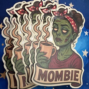Pegatina de Mamá Zombi Morena – Divertida calcomanía de vinilo de café para vaso, portátil y coche – Pegatina impermeable de 7,6 cm – Regalo con humor para mamá