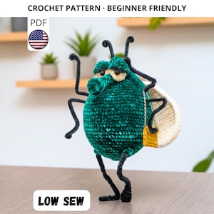Brinquedo de crochê com estampa de mosca – Mulher inseto engraçada em amigurumi com bolsa (Tutorial em PDF)