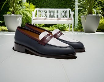 Stilvolle braune, weiße und blaue Penny Loafers Leder Slip-on Schuhe, Herren Designerschuhe