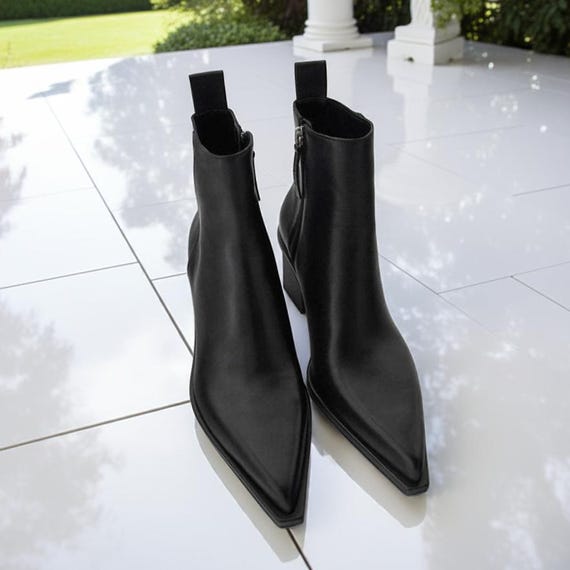 Stylish Black Leather Ankle Pointed Toe Boots for Men Side Zipper 