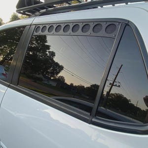 2001-2007 Toyota Sequoia 1st Gen Rear Window Vents: Camping, Overlanding, 4x4