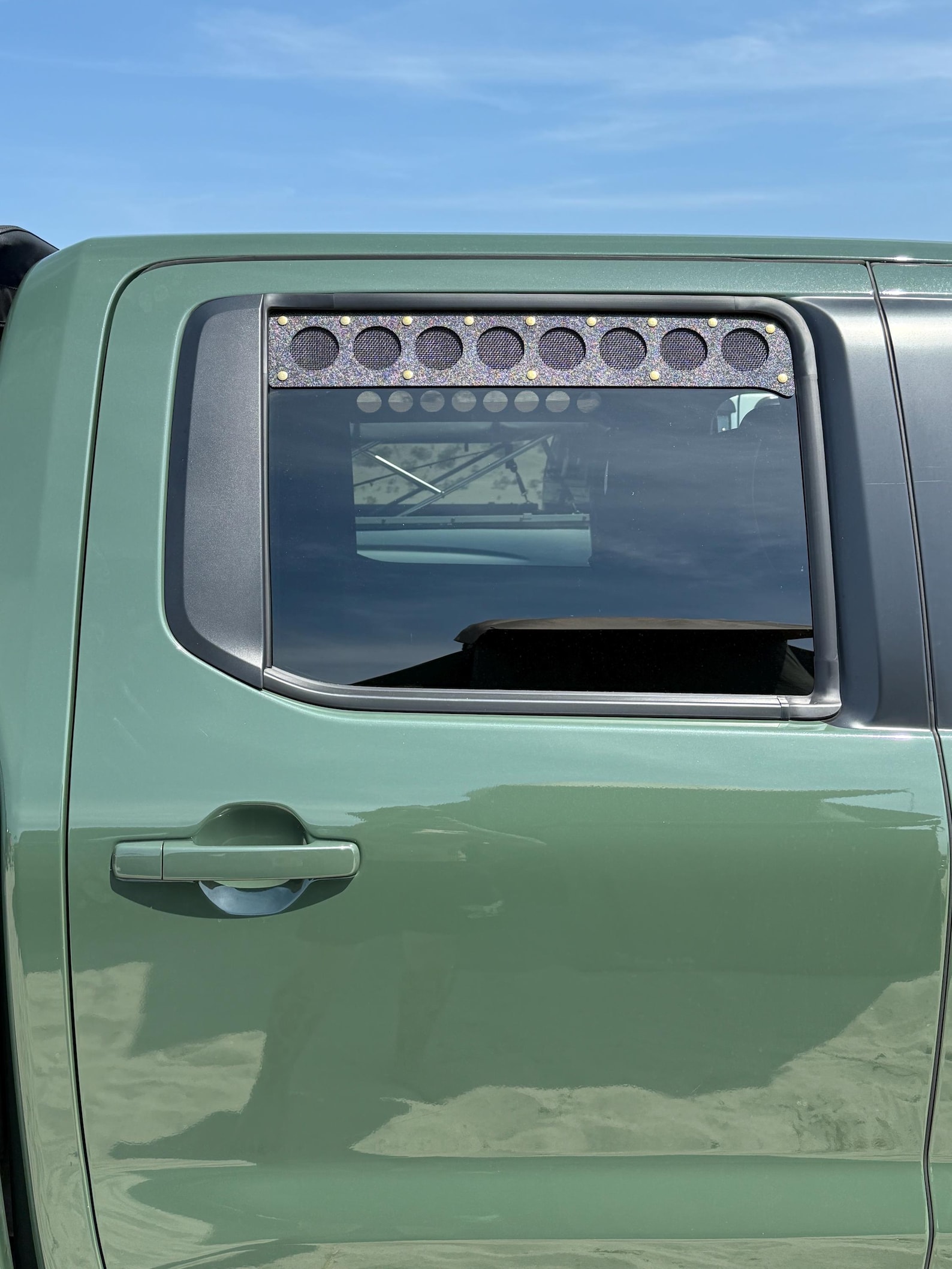 Nissan Frontier D41 Rear Window Vents: Camping, Overlanding, 4x4 - Etsy