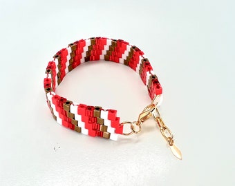 Beaded Bracelet in Bronze, White & Red