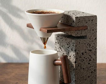 Minimalistische vulkanisch gesteente opschenkkoffieset | Keramische opgietkoffieset, modern cadeau voor moeder