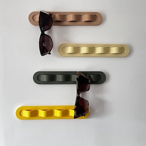 Wall Mounted Sunglasses Holder – Minimalist Glasses Organizer, Modern Entryway & Bedroom Decor