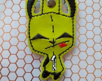 Embroidered vinyl keychain - Gir alien