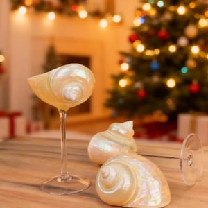 Handcrafted Conch Shell Wine Glass, Beach Wedding Decor