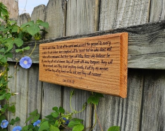 Placa bíblica grabada - Id por todo el mundo - Decoración de pared cristiana de madera de roble