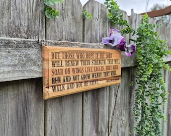 Engraved Wood Bible Verse Plaque – Isaiah 40:31 Wall Art