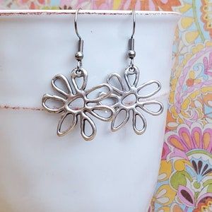 Boho Silver Flower Earrings and or Necklace, Large Antique Silver Flower Earrings, Silver Boho Daisy Earrings, Hippie, Flower Child