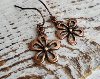 Minimal Boho Copper Flower Earrings, Flower Earrings, Copper Daisy Earrings, Woodland Earrings