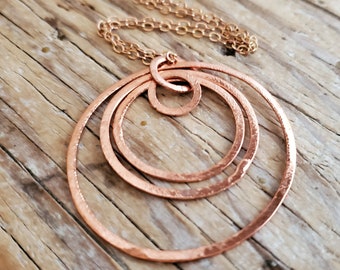 Boho Raw Copper Layered Circle Pendant Necklace, Stacked Solid Copper Rings Pendant, Solid Copper Chain, Copper Circles Pendant