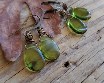 Transparent Olivine Green Earrings in Antiqued Brass, Olive Green Czech Glass Earrings, Green Drop Earrings, Antiqued Brass, Life Green