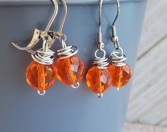 Boucles d'oreilles pendantes en verre orange transparent, Boucles d'oreilles pendantes en verre orange vif, Boucles d'oreilles orange UVA