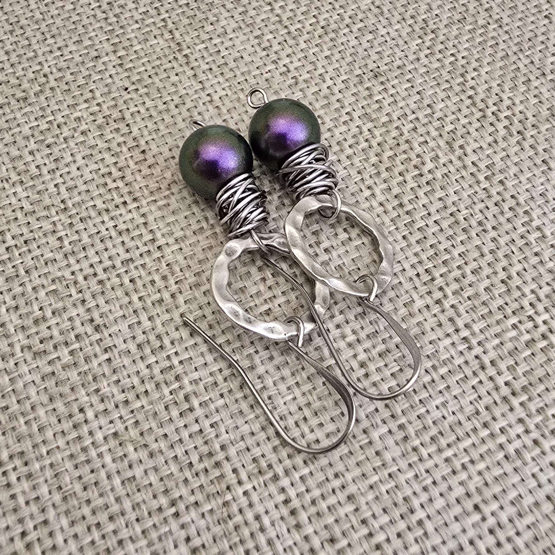 Boucles D'oreilles Vintage Bohème - Métal Argenté Et Perles Violettes - Neuf Sans Emballage