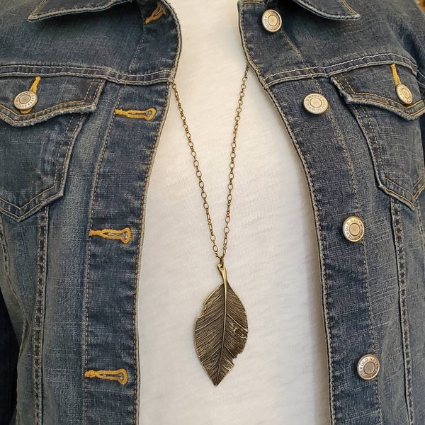 Long Bronze Leaf Pendant Necklace, Bronze Leaf Necklace, Long Antiqued Brass Layering Necklace, Long Boho Leaf Pendant, Autumn Necklace