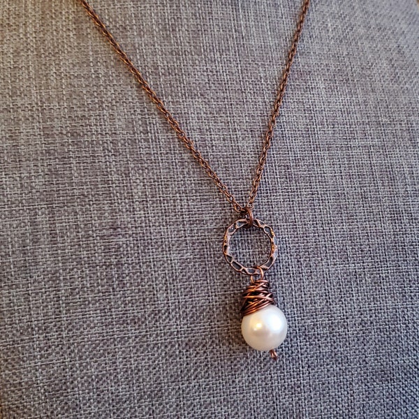 Long Boho White Pearl Pendant in Antiqued Copper, Pearl Necklace, Wire wrapped Pendant, Antiqued Copper Chain Necklace, Long Chain, Layering