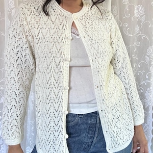 1960s-1970s Crochet Cardigan, Vintage Crocheted Sweater, 1970s Knit Cardigan, Crocheted Cardigan, Cottagecore Sweater, Grandma Sweater
