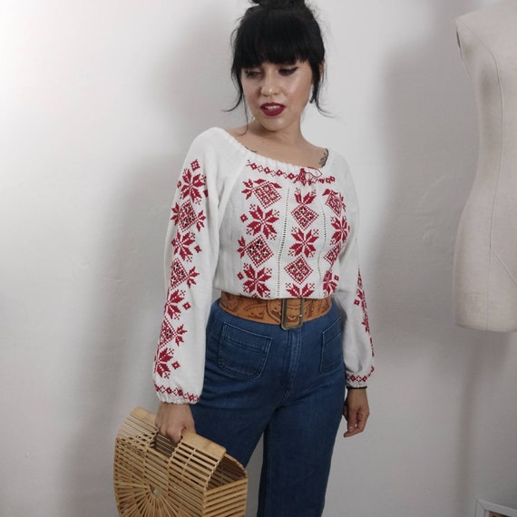 Vintage Hungarian Embroidered Cotton Peasant Blous